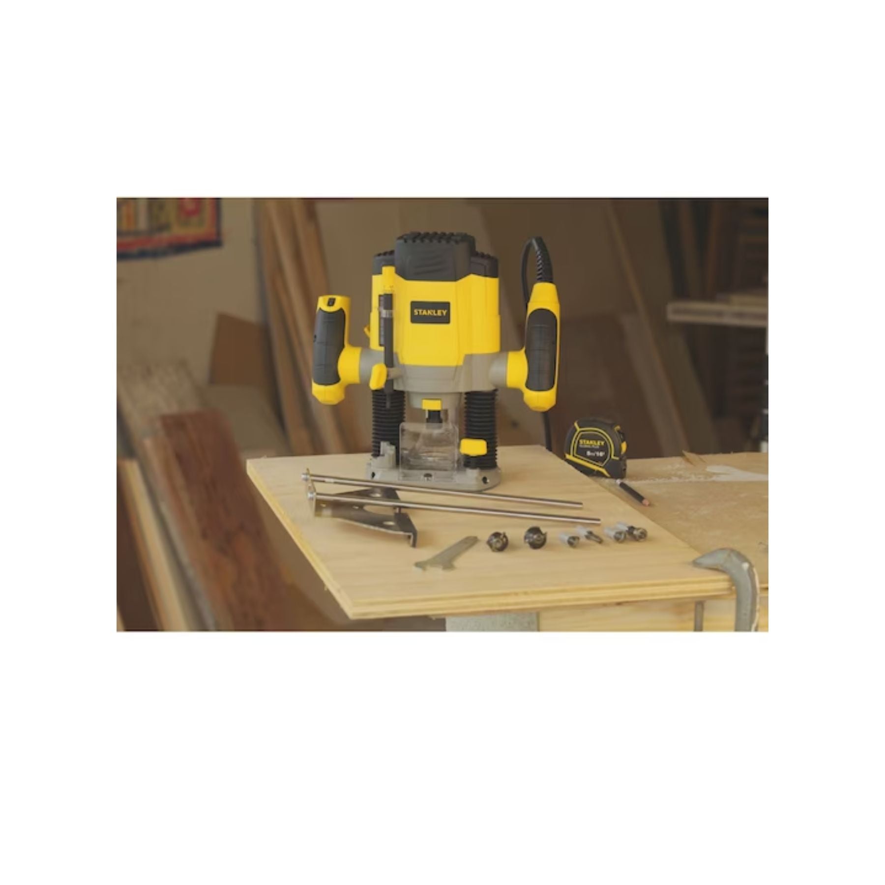 Stanley (SRR1200-IN) 1200W Variable Speed Plunge Router